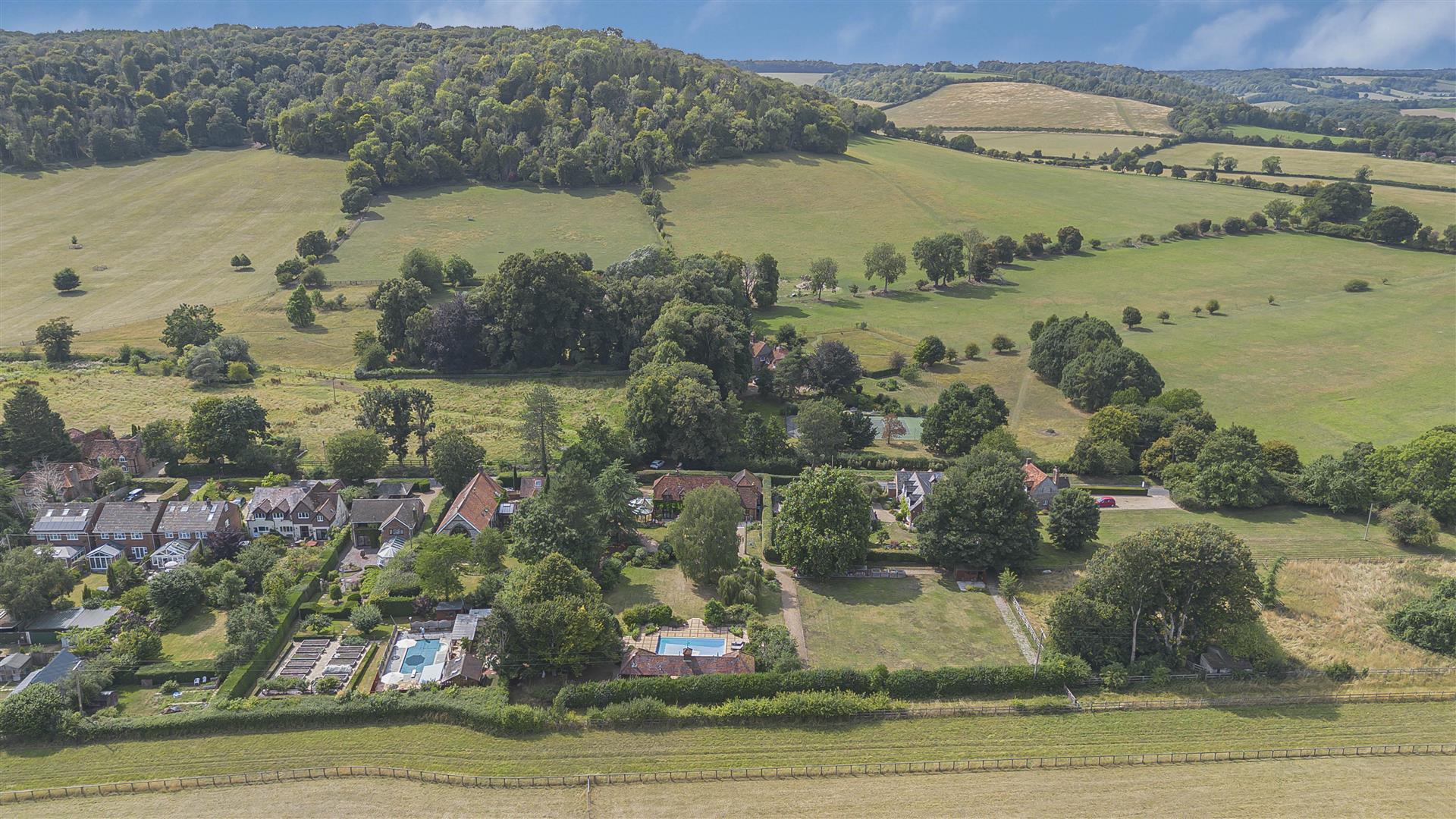 Skirmett, Henley-On-Thames